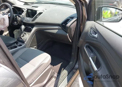 2016 Ford Escape Se z USA, uszkodzony, nr VIN 1FMCU0GX1GUB92838